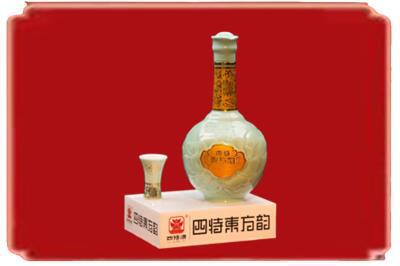 钦州烟酒回收四特酒.jpg